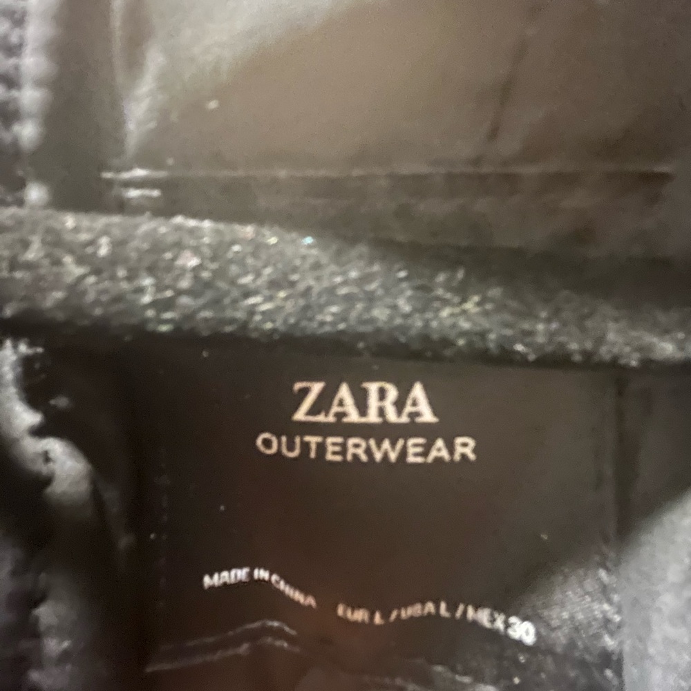 Zara Women's Water Repellent Mustard Puffer Jacket with Black Fur Collar. - Picture 6 of 6